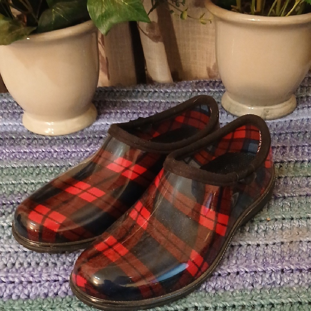 Women's Plaid Waterproof Rain Boots 8